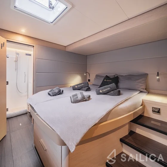 Lagoon 55 - Yacht Charter Sailica