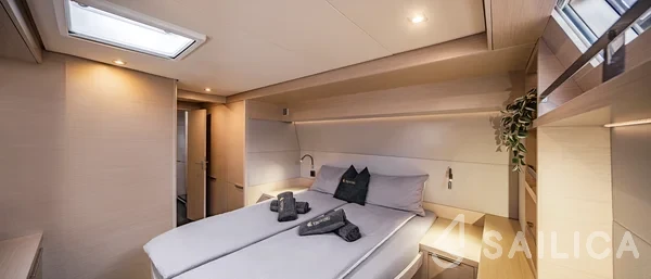 Lagoon 55 - Yacht Charter Sailica