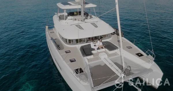 Lagoon 55 - Yacht Charter Sailica