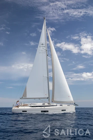 Bavaria C45 - Yacht Charter Sailica