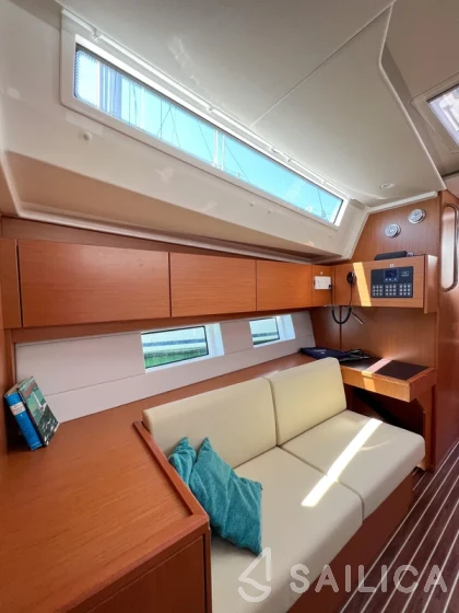 Bavaria C45 - Yacht Charter Sailica