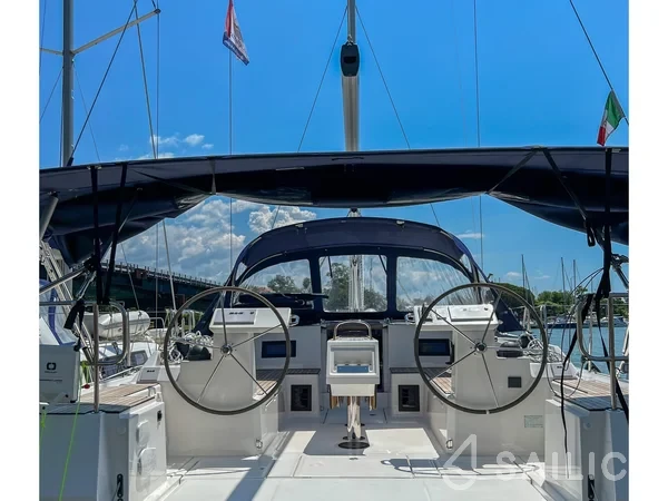 Bavaria C45 - Yacht Charter Sailica