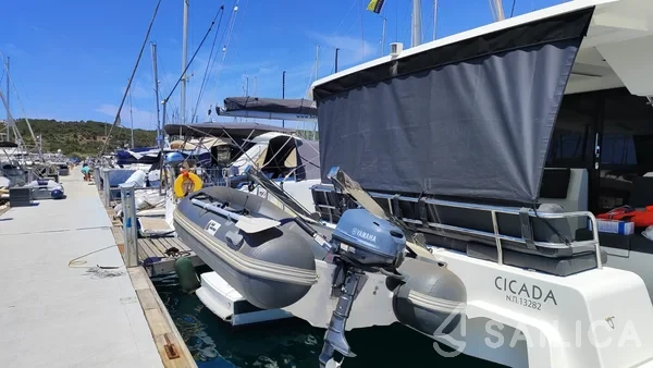 Astréa 42 - Yacht Charter Sailica