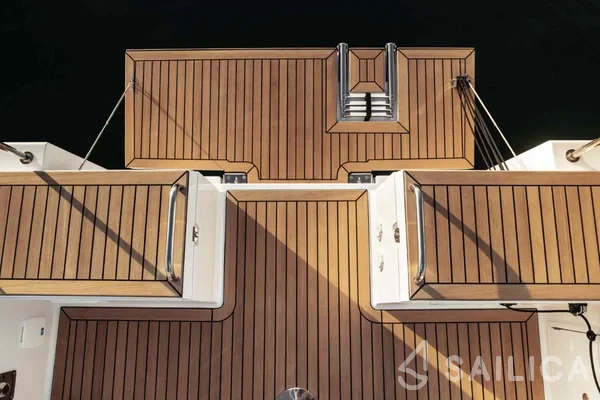 Elan Impression 40.1 - Yacht Charter Sailica