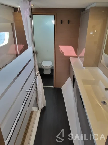 Elba 45 - Yacht Charter Sailica