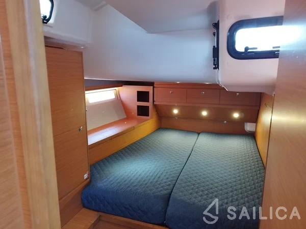 Dufour 56 Exclusive - Yacht Charter Sailica