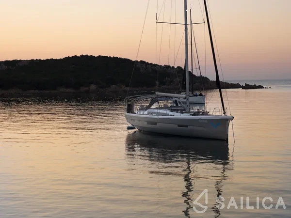 Dufour 56 Exclusive - Yacht Charter Sailica