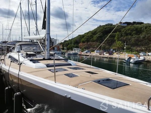 Dufour 56 Exclusive - Yacht Charter Sailica