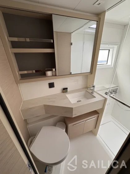 Lagoon 46  - Yacht Charter Sailica