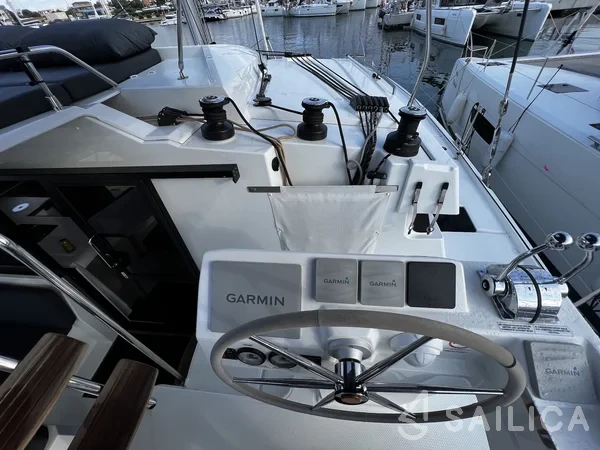 Elba 45 - Yacht Charter Sailica
