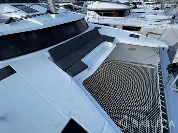 Elba 45 - Yacht Charter Sailica