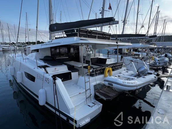 Elba 45 - Yacht Charter Sailica