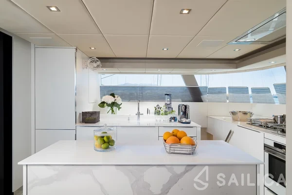 Sunreef 50 - Yacht Charter Sailica