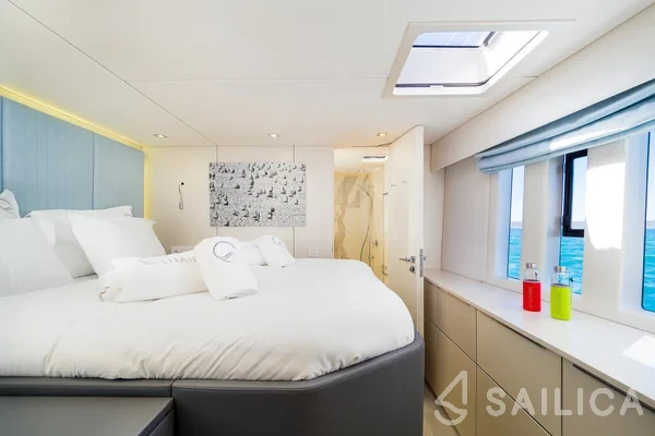Sunreef 50 - Yacht Charter Sailica