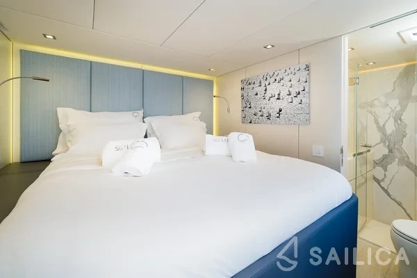 Sunreef 50 - Yacht Charter Sailica