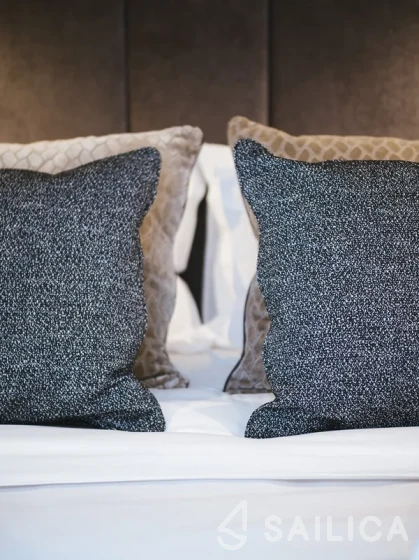 Sunreef 50 - Yacht Charter Sailica