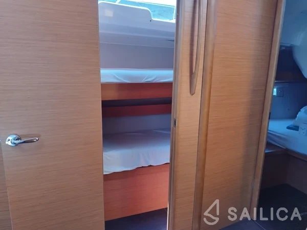 Dufour 430 - Yacht Charter Sailica