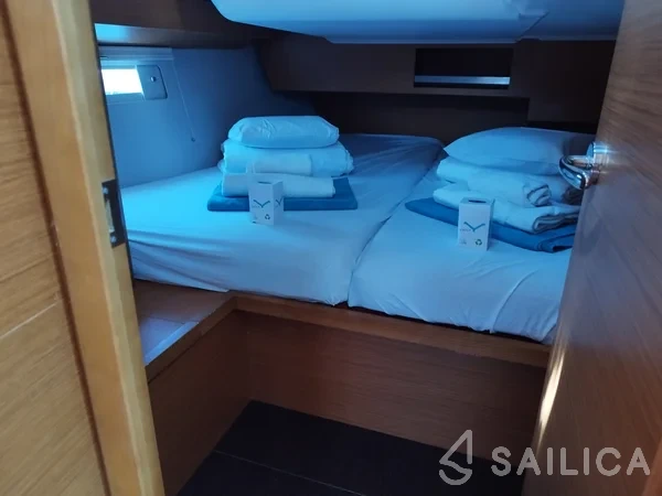Dufour 430 - Yacht Charter Sailica