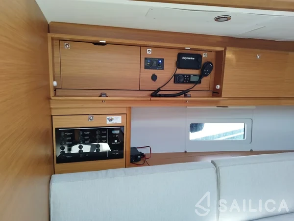 Dufour 430 - Yacht Charter Sailica