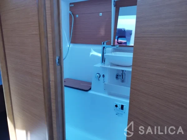 Dufour 430 - Yacht Charter Sailica