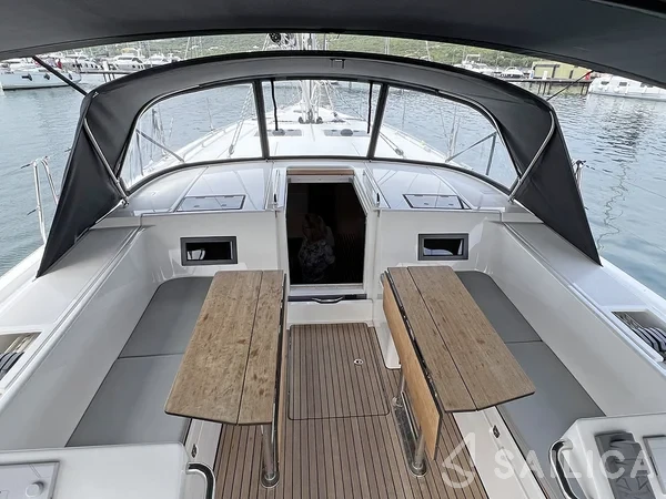 Bavaria C45 Style - Photo #144 Bavaria C45 Style - Yacht Charter Sailica