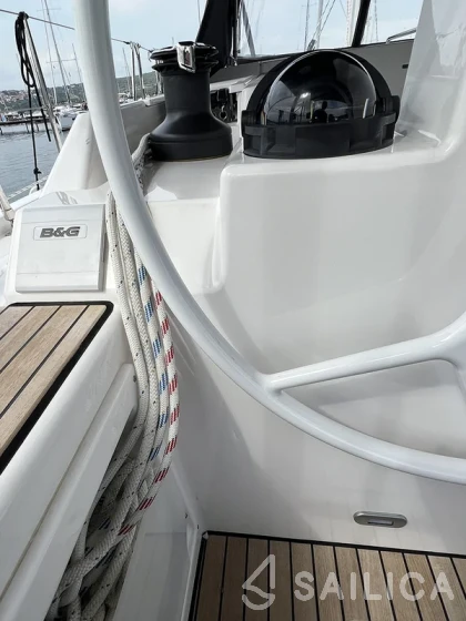 Bavaria C45 Style - Photo #145 Bavaria C45 Style - Yacht Charter Sailica