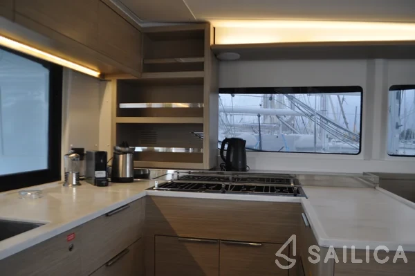 Lagoon 46  - Yacht Charter Sailica
