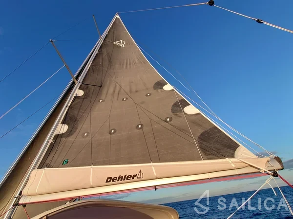 Dehler 38 SQ - Yacht Charter Sailica