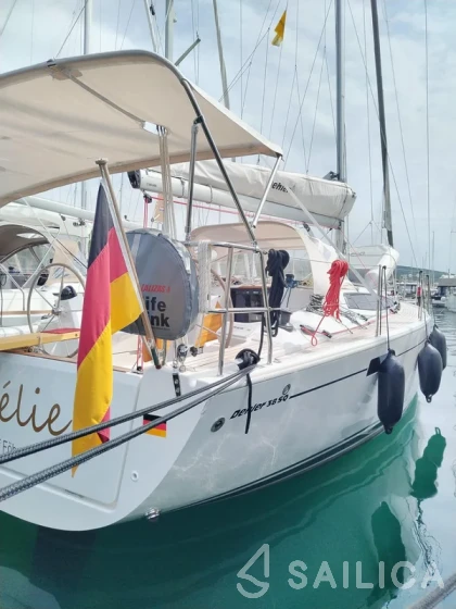 Dehler 38 SQ - Yacht Charter Sailica