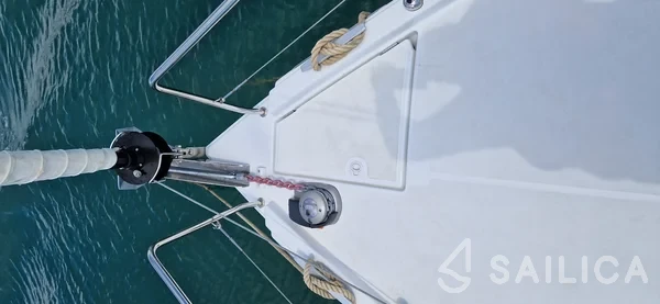 Oceanis 40.1 - Yacht Charter Sailica