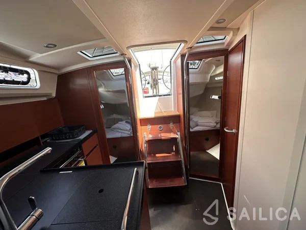 Hanse 388 - Yacht Charter Sailica