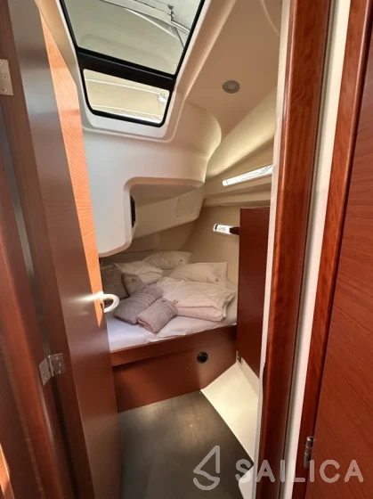 Hanse 388 - Yacht Charter Sailica