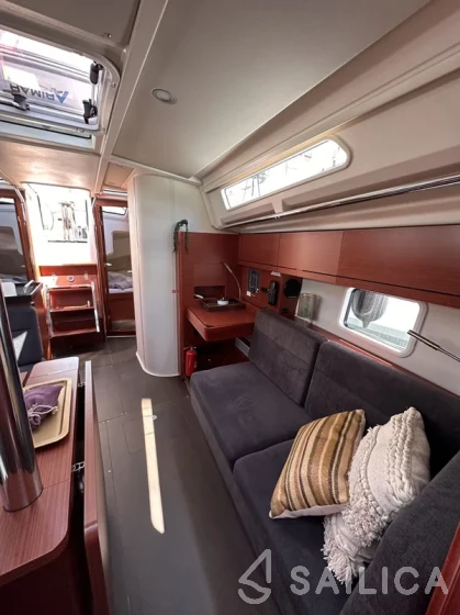 Hanse 388 - Yacht Charter Sailica