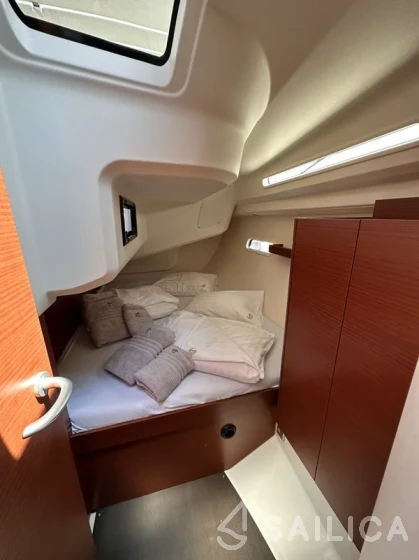 Hanse 388 - Yacht Charter Sailica