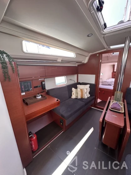 Hanse 388 - Yacht Charter Sailica