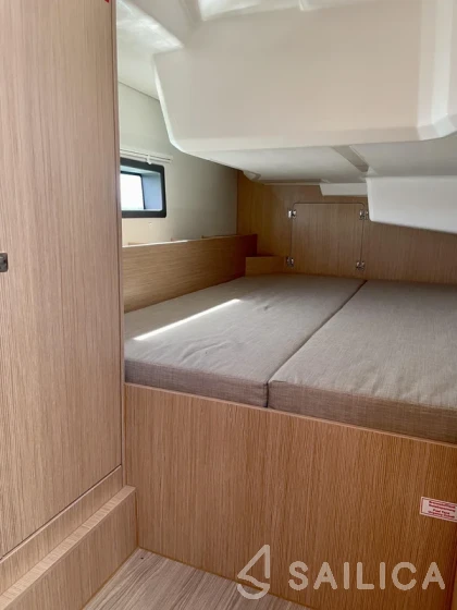 Bavaria C38 - Photo #56 Bavaria C38 - Yacht Charter Sailica