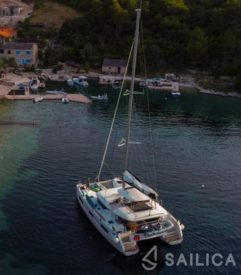 Lagoon 46  - Yacht Charter Sailica