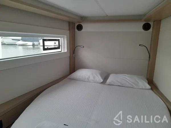 Lagoon 46  - Yacht Charter Sailica