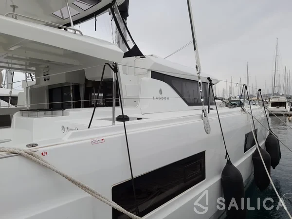 Lagoon 46  - Yacht Charter Sailica