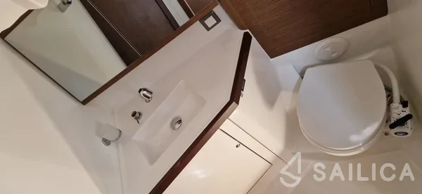 Oceanis 46.1 - Yacht Charter Sailica