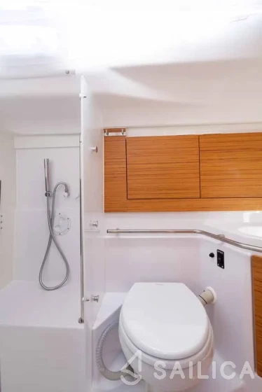 Elan 45 Impression - Yacht Charter Sailica