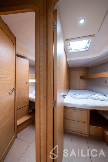 Dufour 460 GL - Yacht Charter Sailica