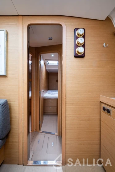 Dufour 460 GL - Yacht Charter Sailica