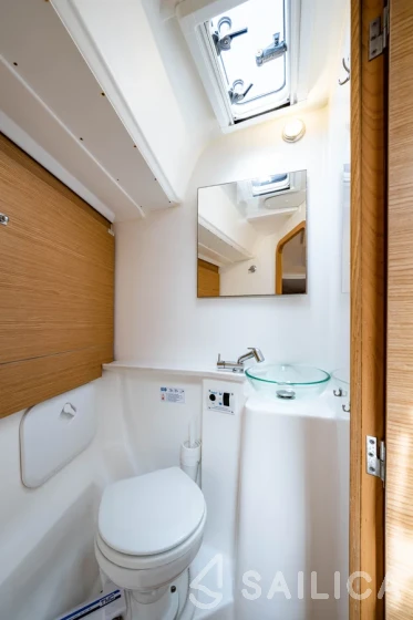 Dufour 460 GL - Yacht Charter Sailica