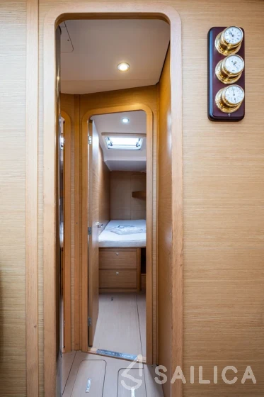 Dufour 460 GL - Yacht Charter Sailica