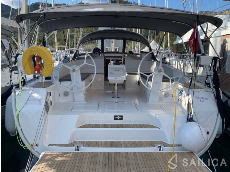Bavaria 46 Cruiser - Yacht Charter Sailica