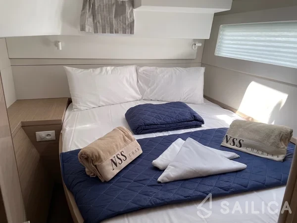 Lagoon 40 - Yacht Charter Sailica