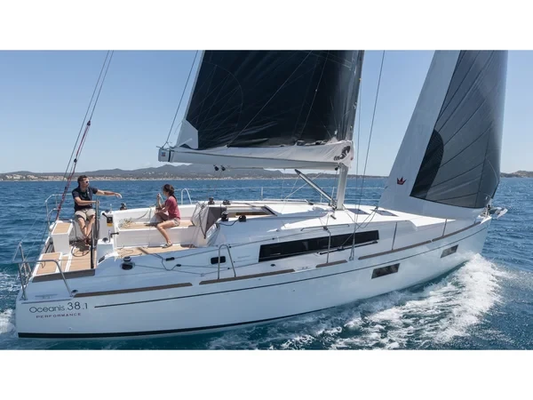 Oceanis 38.1 - Yacht Charter Sailica