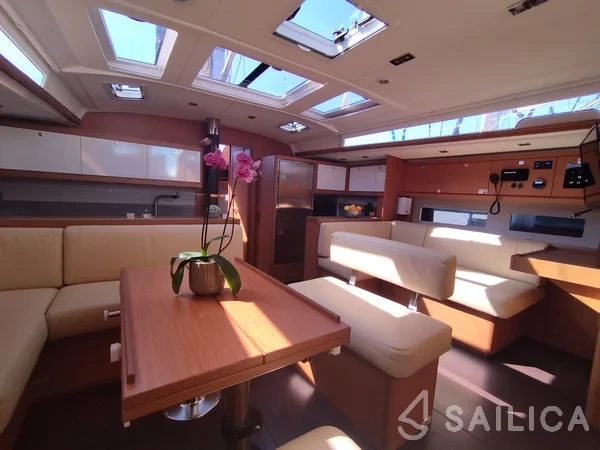 Dufour 530 - Yacht Charter Sailica