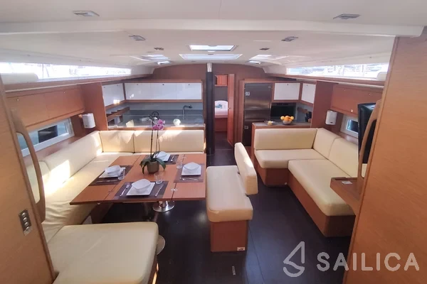 Dufour 530 - Yacht Charter Sailica